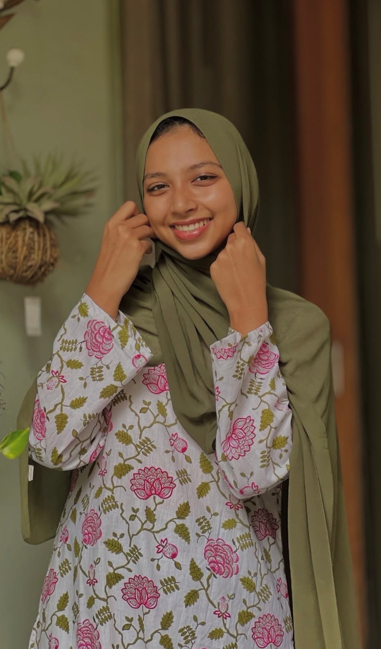 Gulbahar Vana Long Kurti