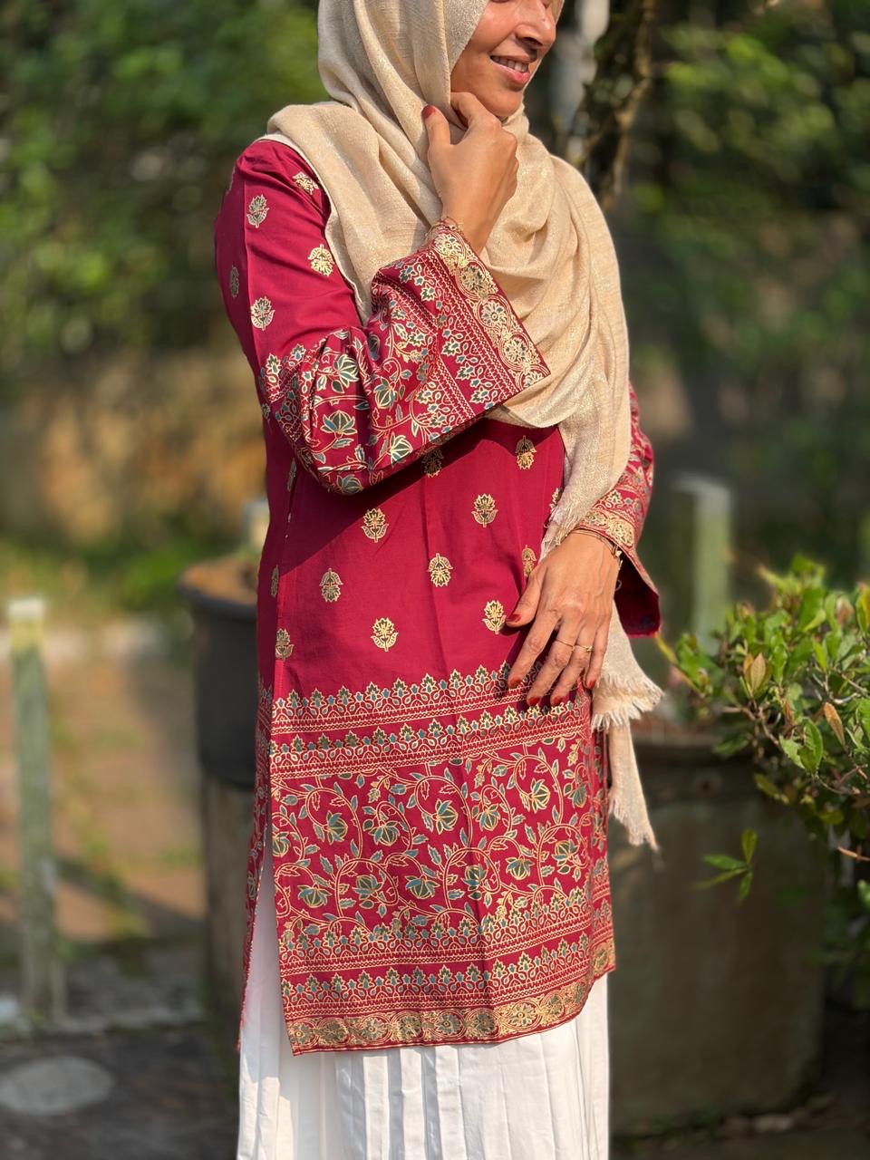 Ruby Knee Kurti