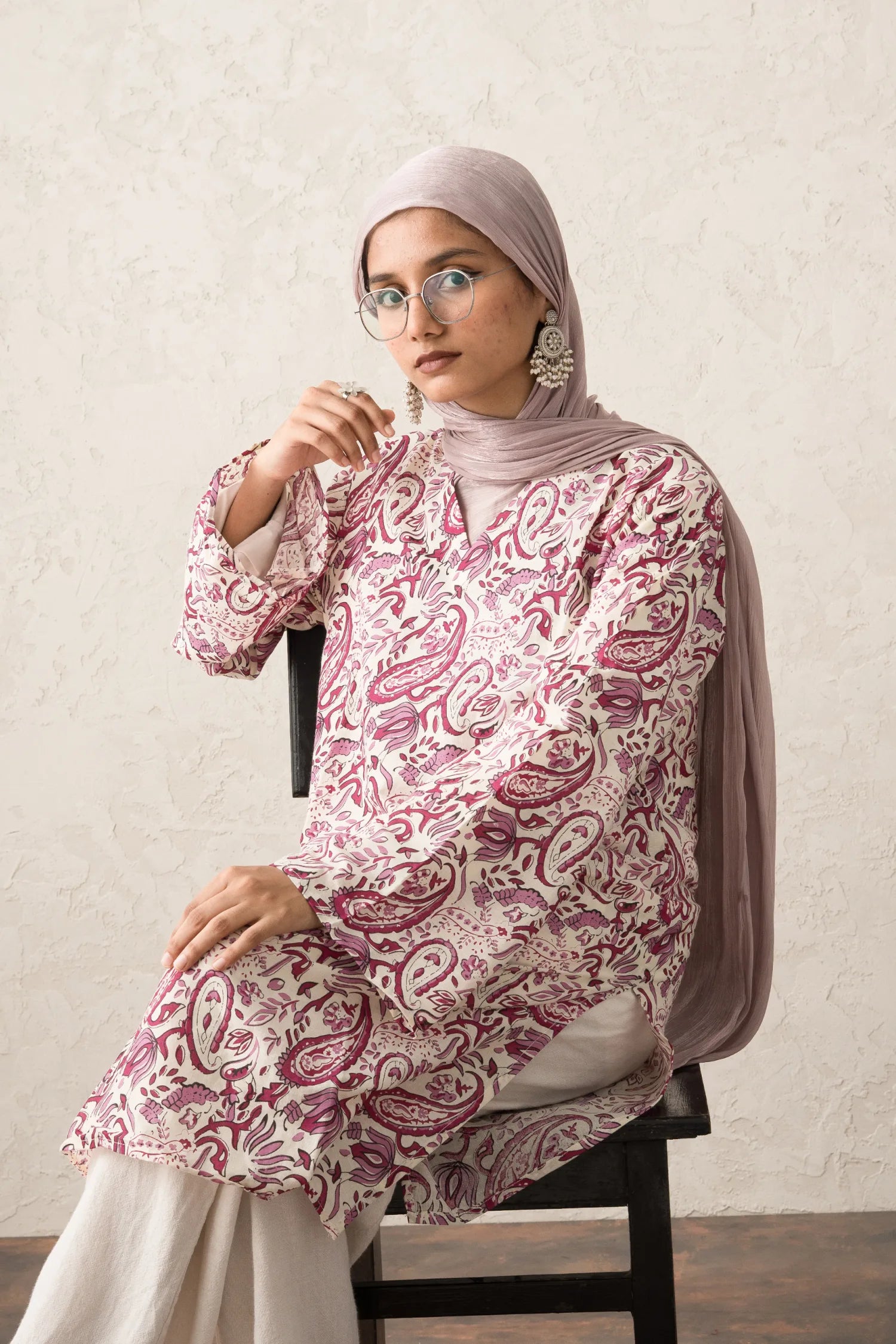Gul Noor Knee Kurti