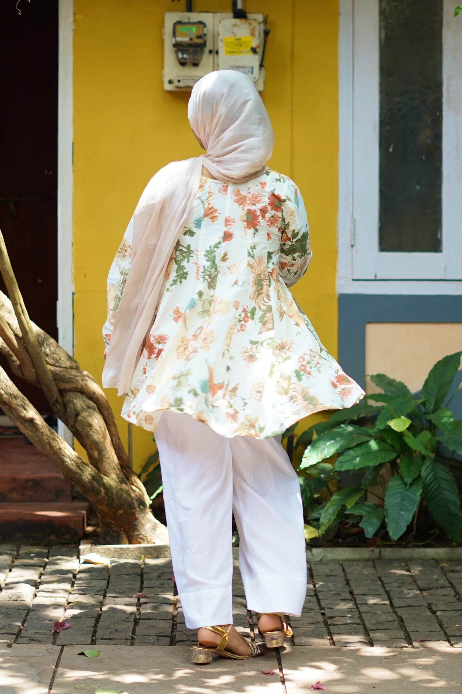 Ivory Petal Kurti