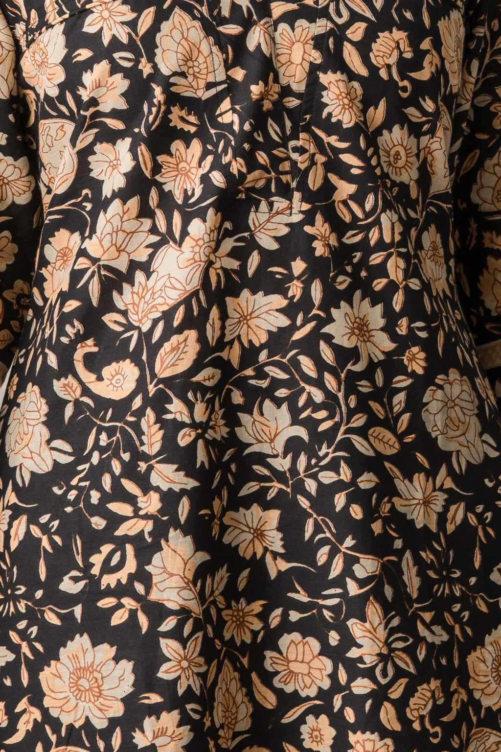 Kaala Rang Long Kurti