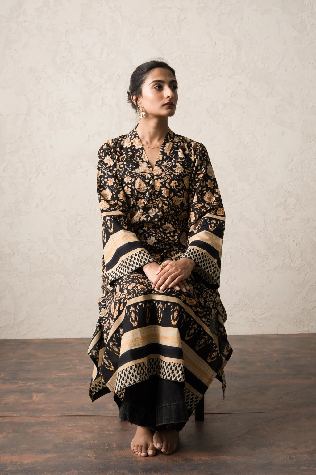 Kaala Rang Long Kurti