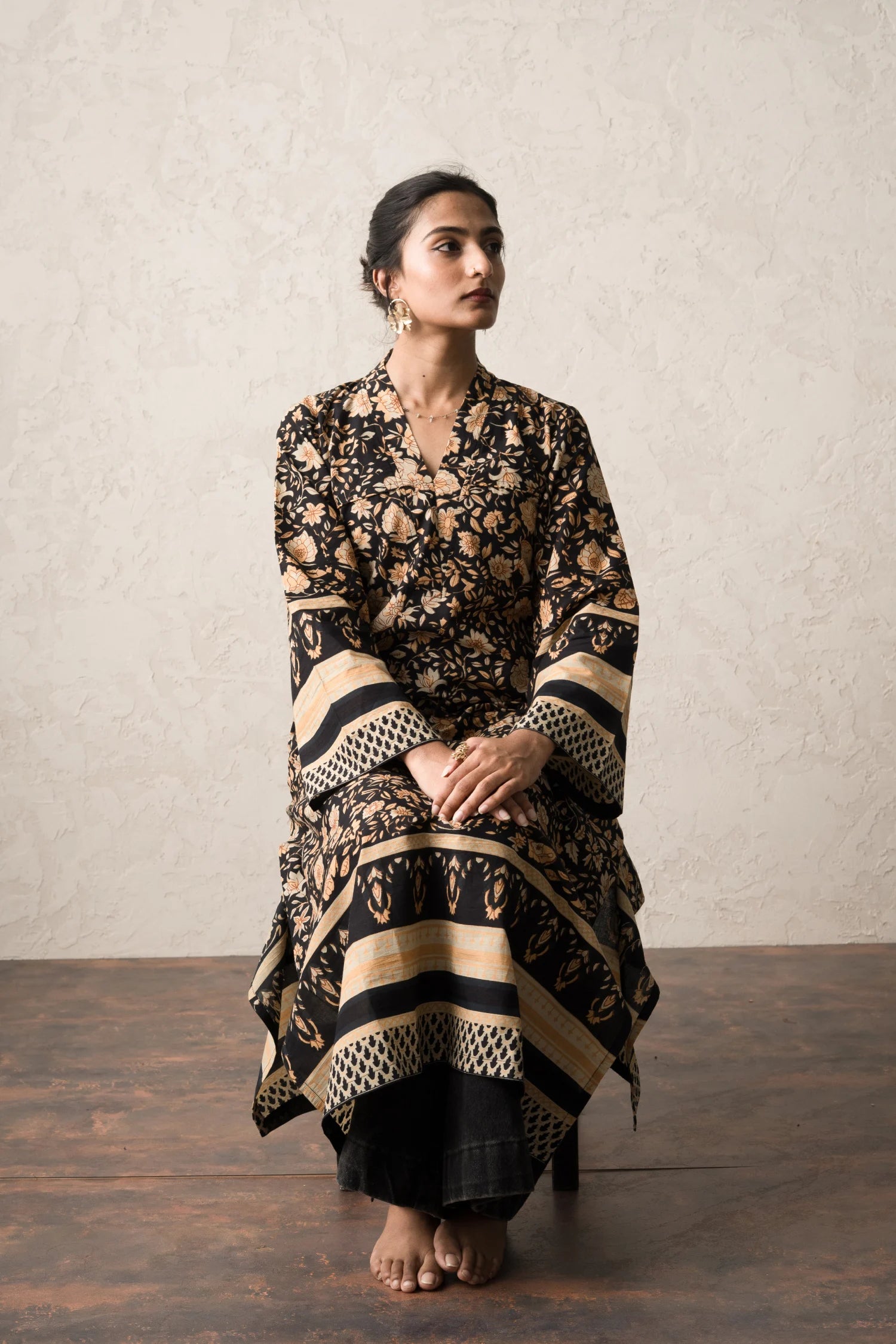 Kaala Rang Long Kurti