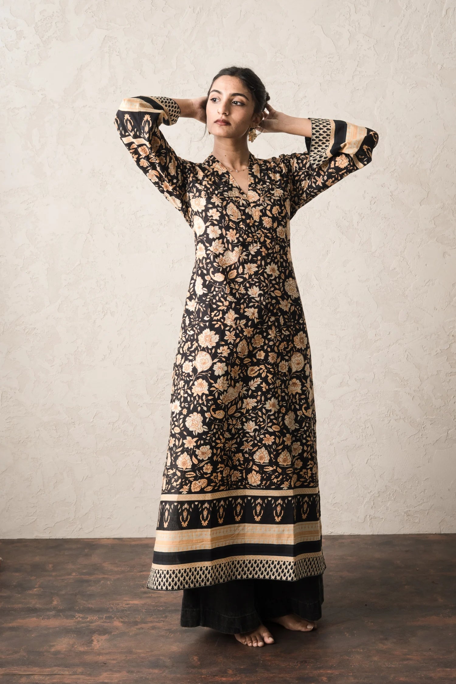 Kaala Rang Long Kurti