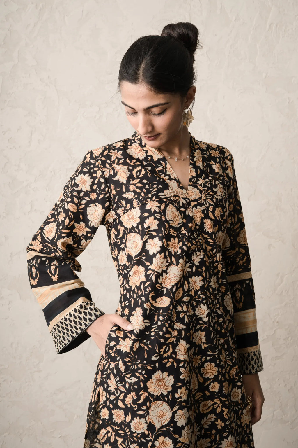 Kaala Rang Long Kurti