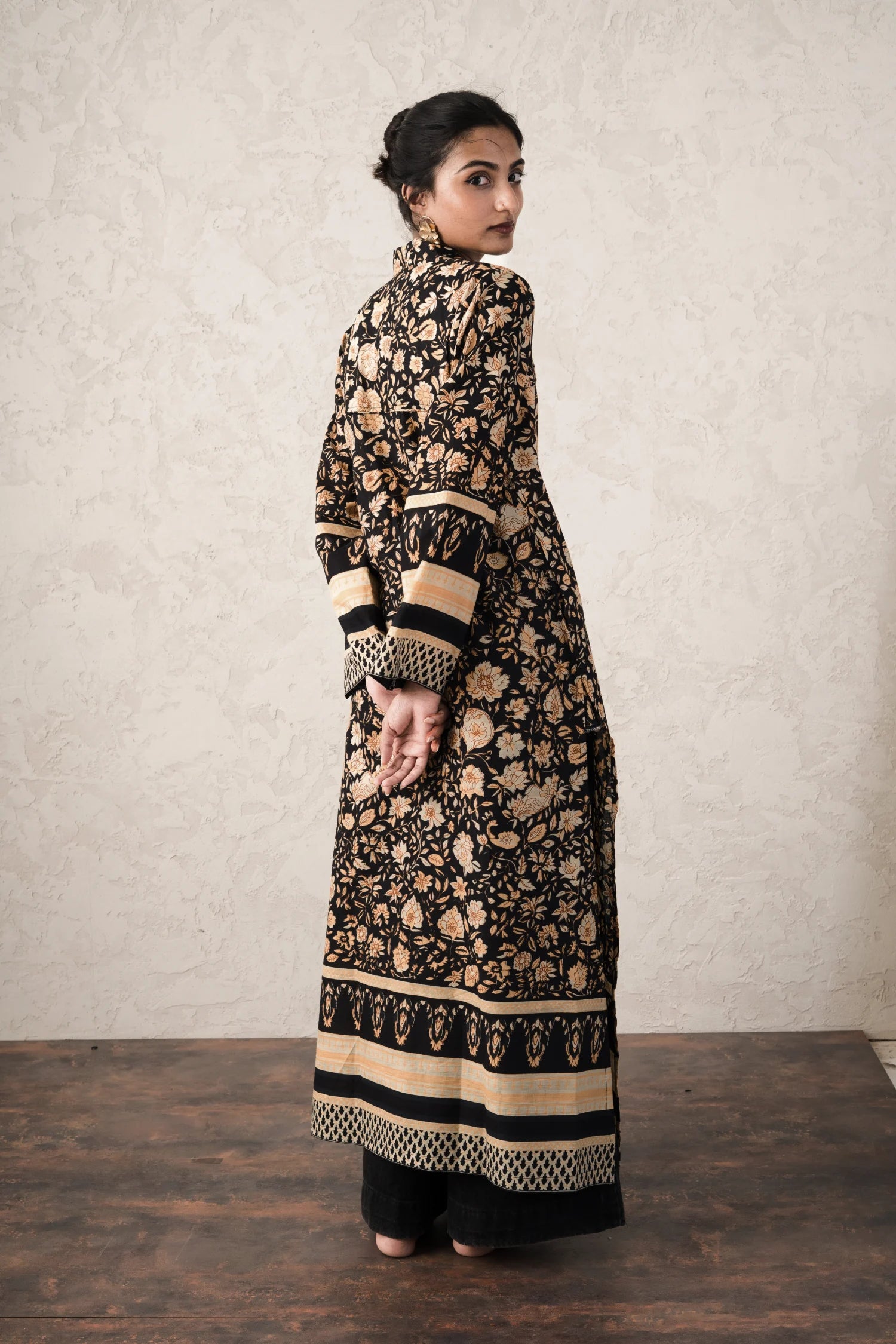 Kaala Rang Long Kurti