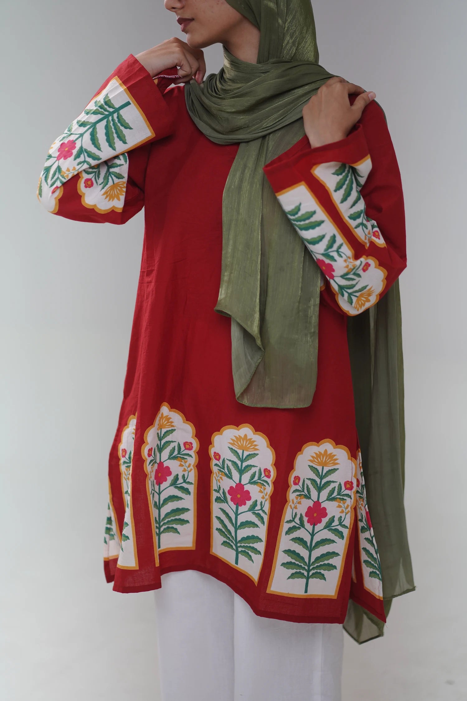 Mughal Red Knee Kurti