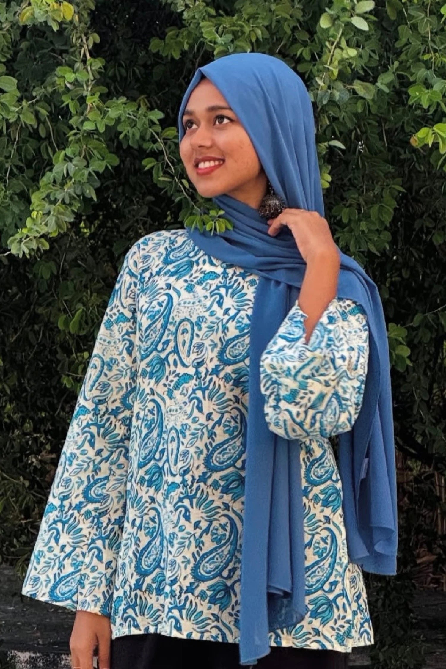 Neelam Noor Short Kurti
