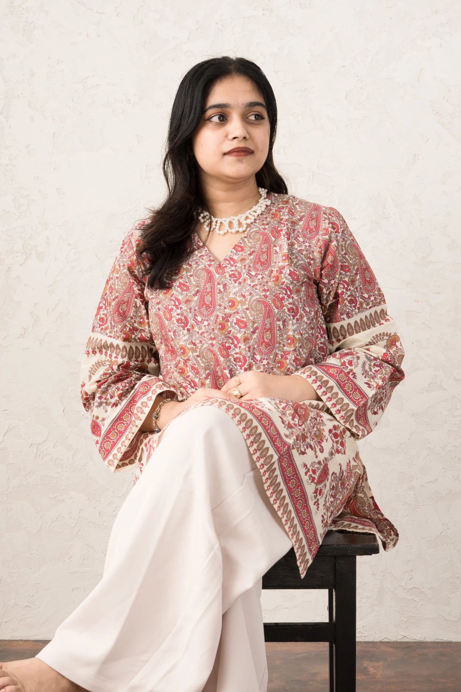 Ruhaani Knee Kurti