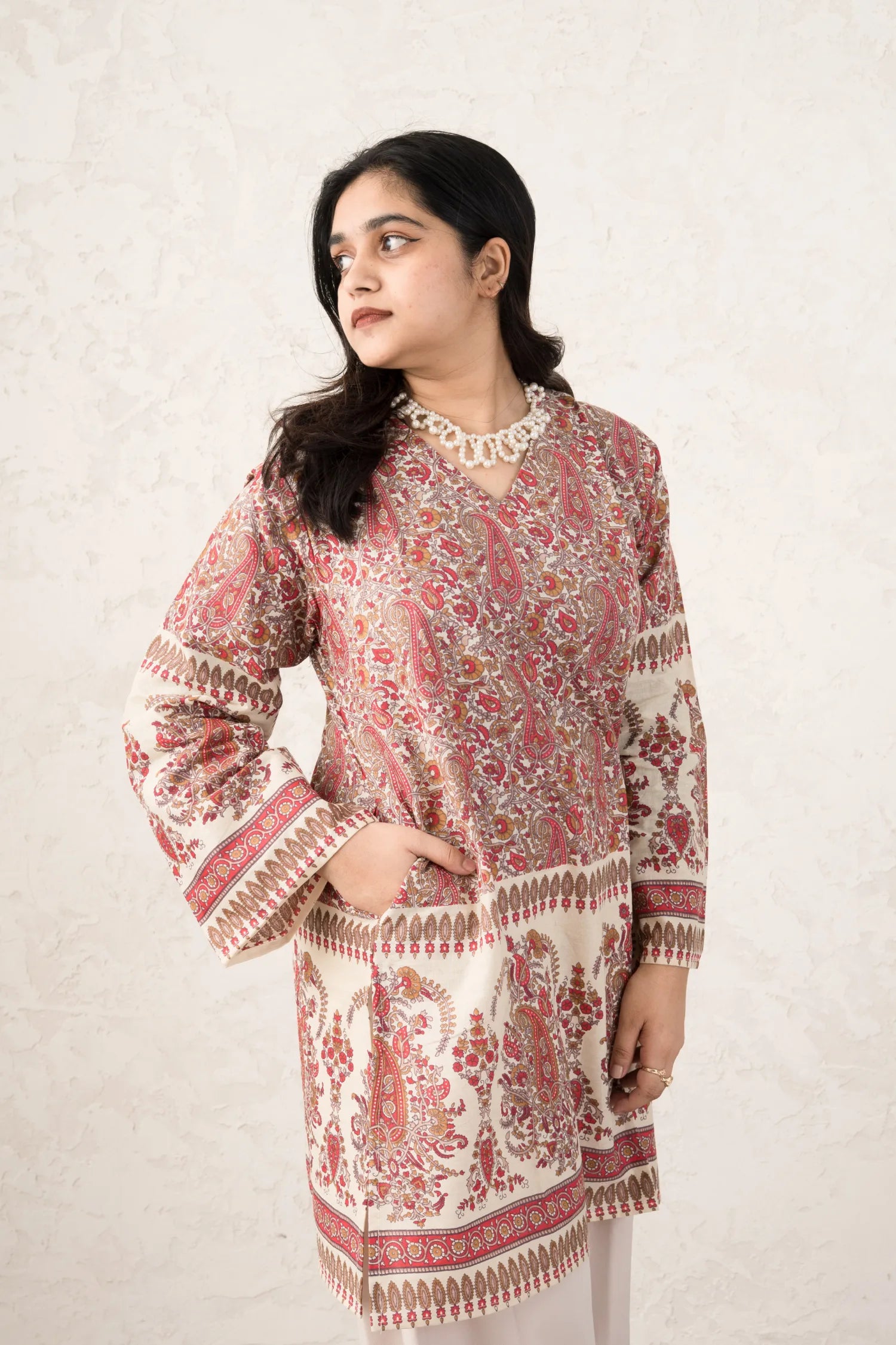 Ruhaani Knee Kurti