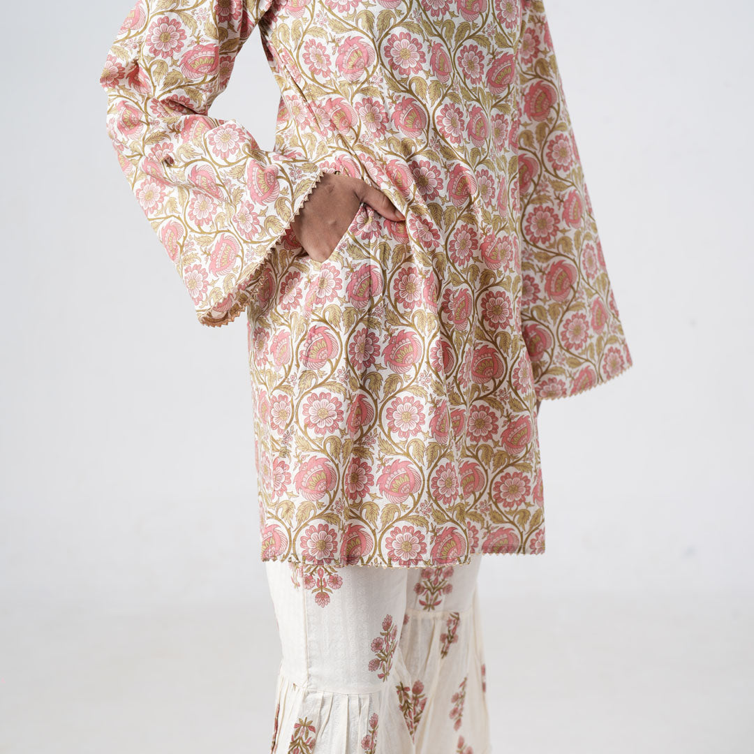 Aafreen Peach Blush floral co-ord set with matching wide-leg pants and side pockets