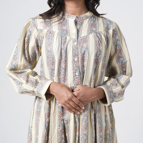 Desert Willow Long Kurti featuring long sleeves with floral stripe prints and button cuffs