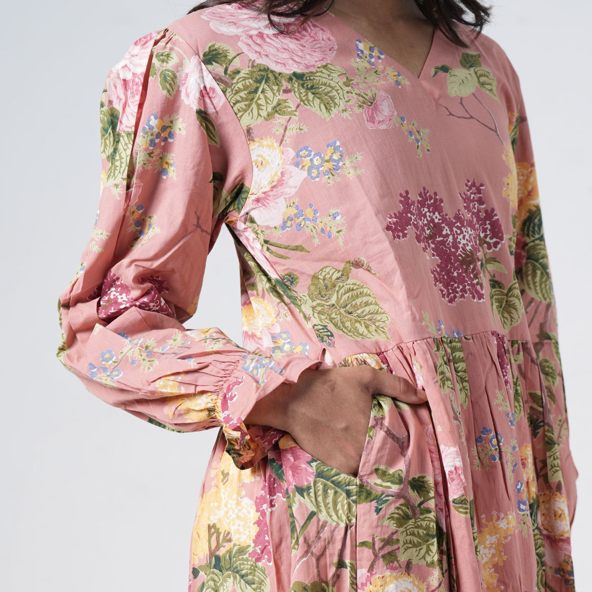 Inaya Long Kurti featuring a dusty pink floral print and a pocket detail